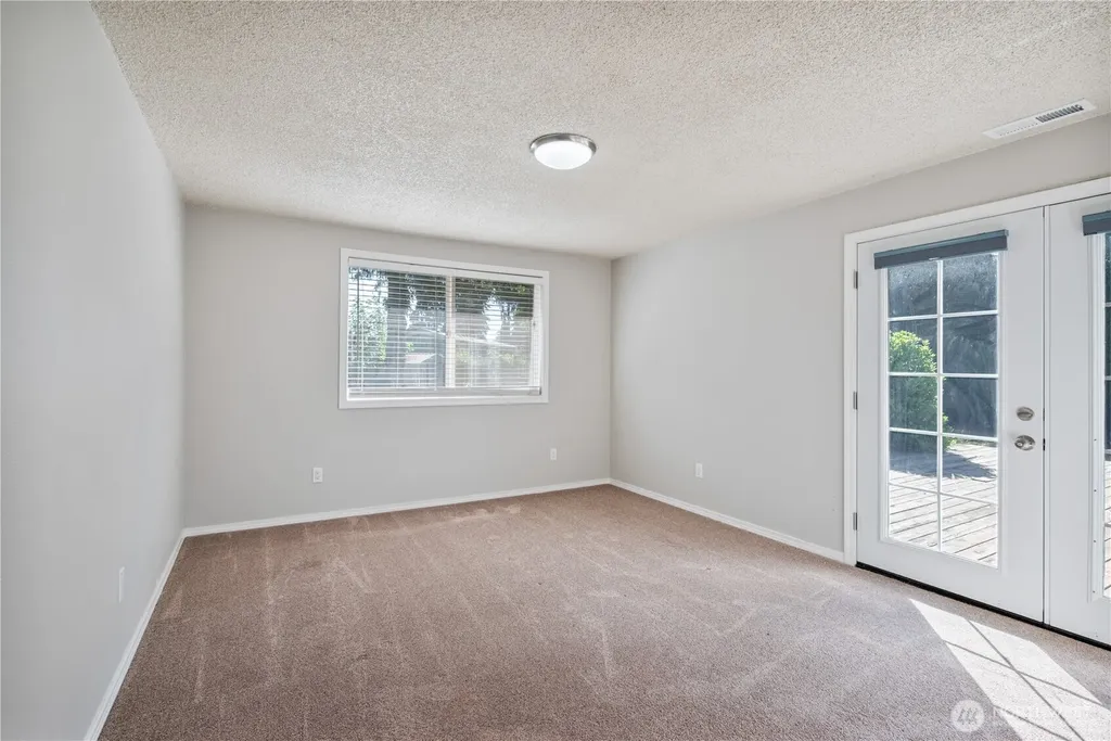 13012 43rd Street Vancouver WA 98682