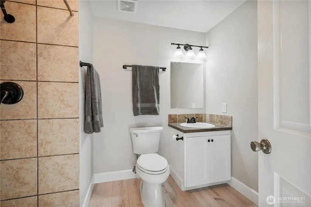 13012 43rd Street Vancouver WA 98682