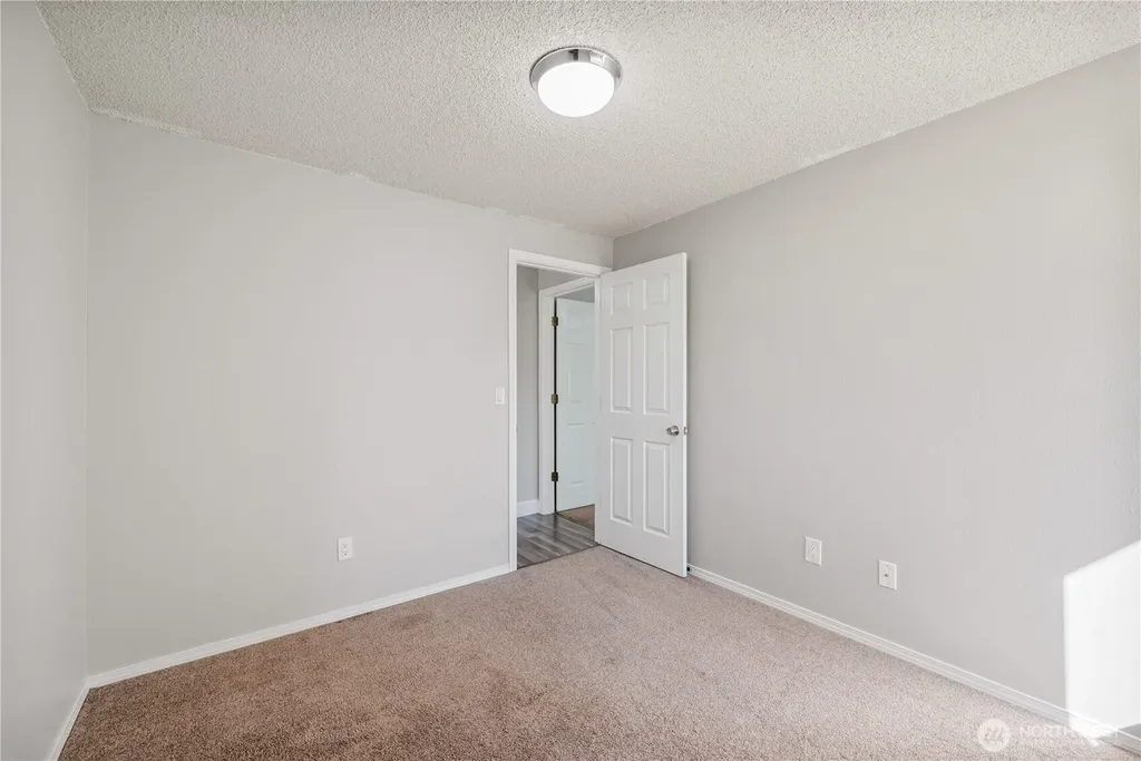 13012 43rd Street Vancouver WA 98682