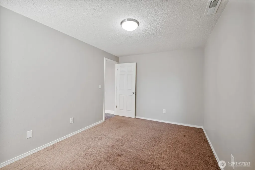 13012 43rd Street Vancouver WA 98682