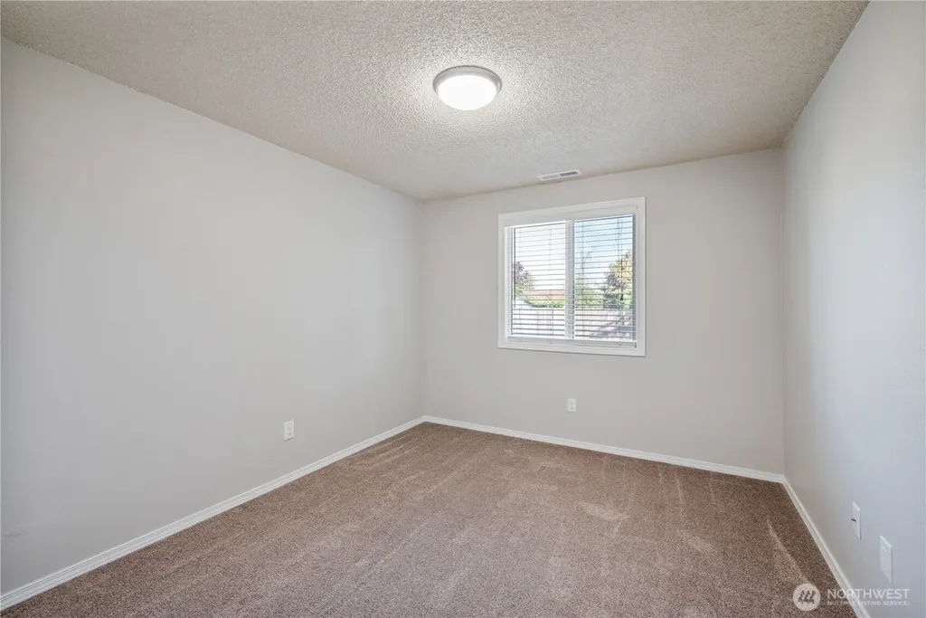 13012 43rd Street Vancouver WA 98682