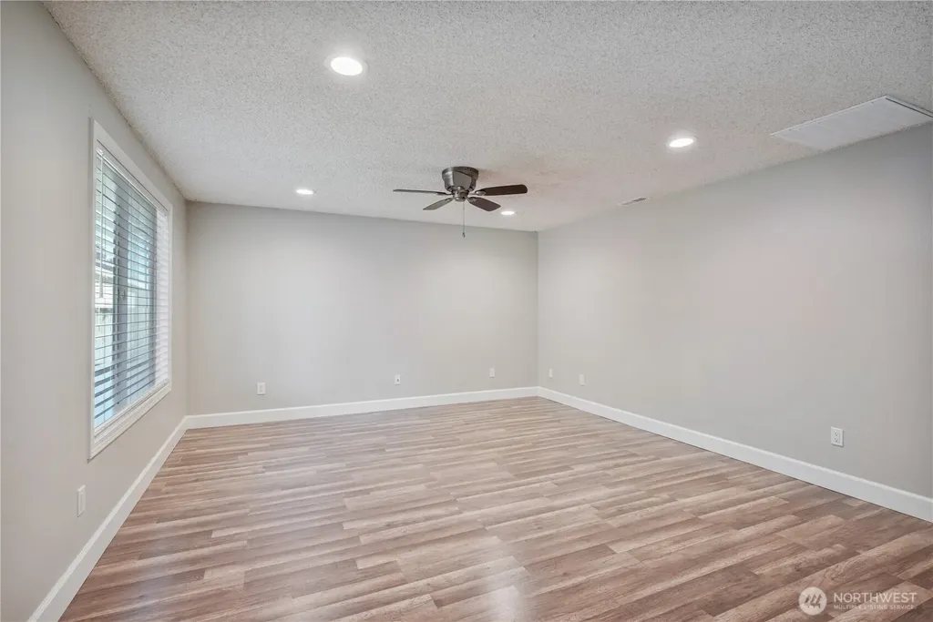 13012 43rd Street Vancouver WA 98682