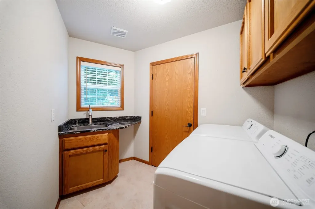 2409 Buckingham Drive SE Olympia WA 98501