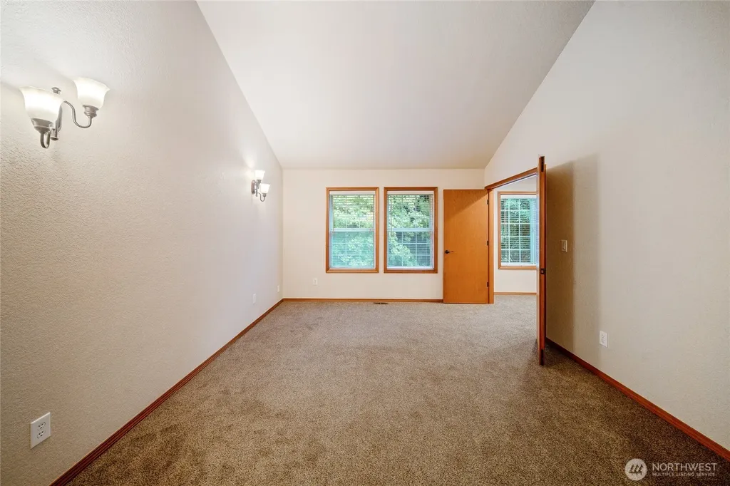 2409 Buckingham Drive SE Olympia WA 98501