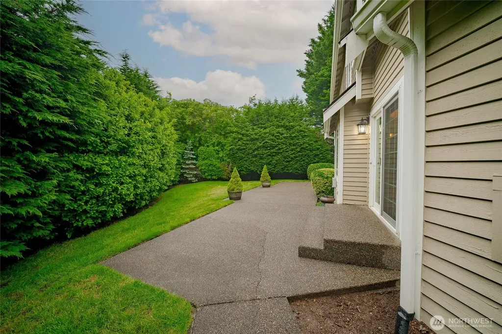 2409 Buckingham Drive SE Olympia WA 98501