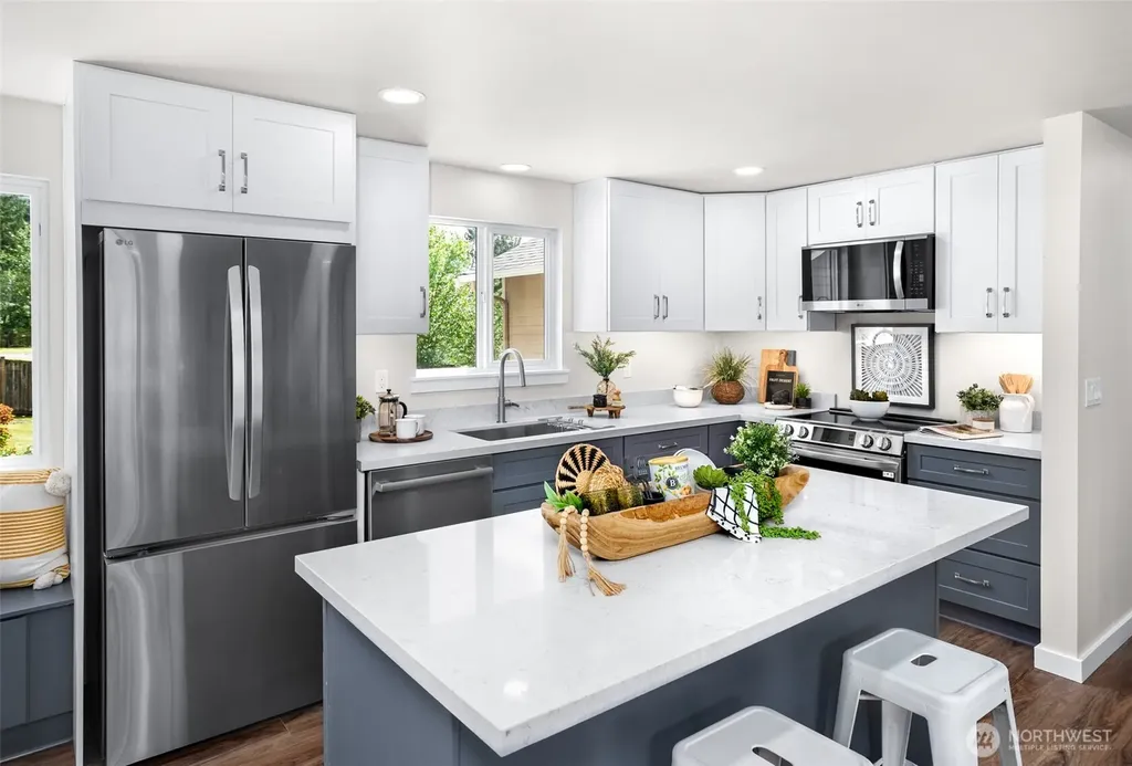 2524 200th Place SW Lynnwood WA 98036