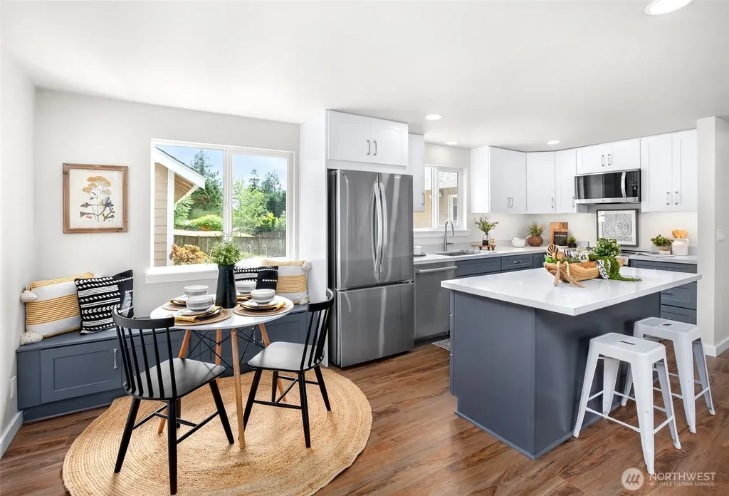 2524 200th Place SW Lynnwood WA 98036