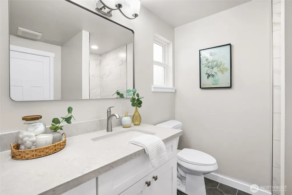 2524 200th Place SW Lynnwood WA 98036