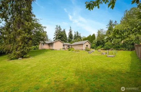 2524 200th Place SW Lynnwood WA 98036