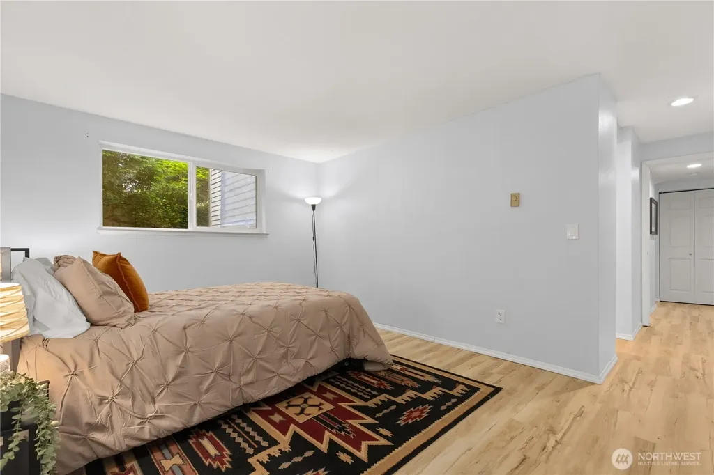 17518 151st Avenue SE Renton WA 98058