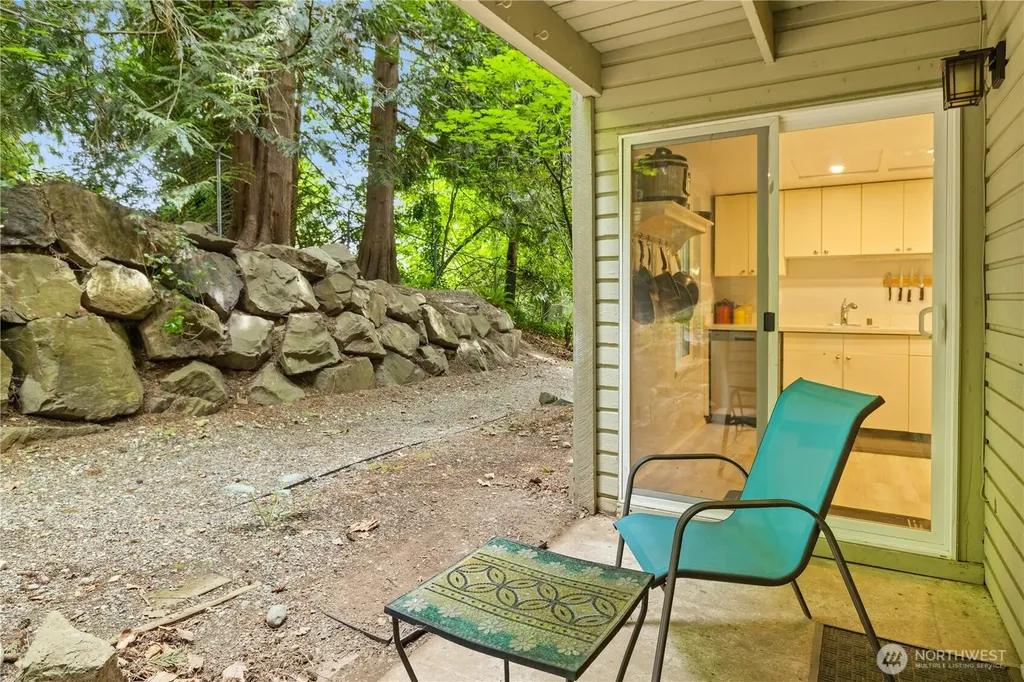 17518 151st Avenue SE Renton WA 98058