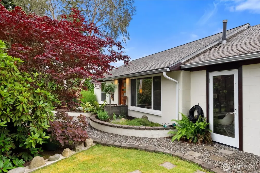 16107 Midvale Avenue N Shoreline WA 98133