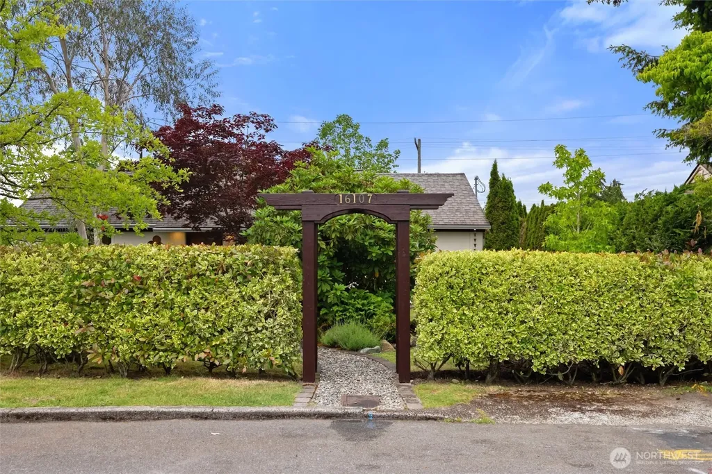 16107 Midvale Avenue N Shoreline WA 98133