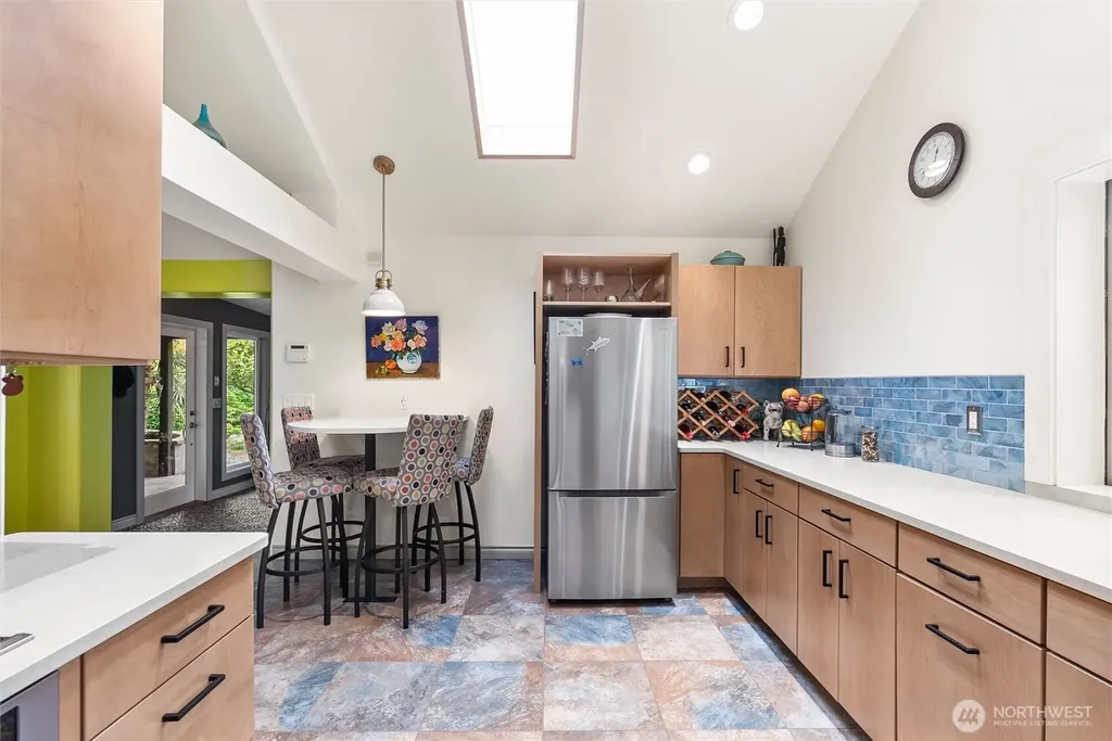 16107 Midvale Avenue N Shoreline WA 98133