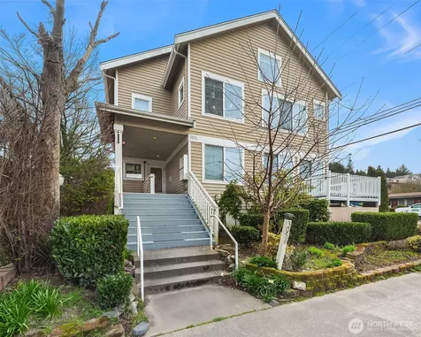 3056 60th Avenue SW Seattle WA 98116