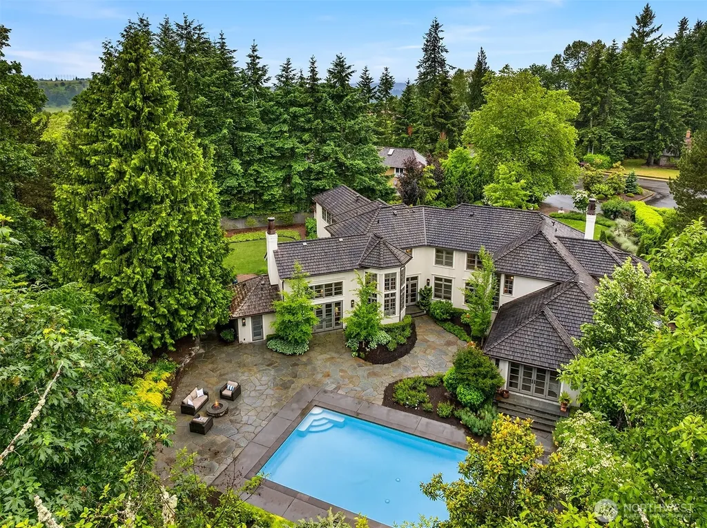 6560 163rd Place SE Bellevue WA 98006