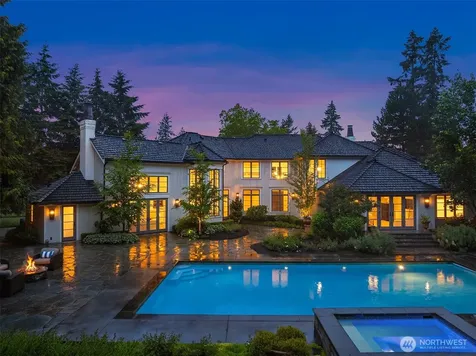 6560 163rd Place SE Bellevue WA 98006
