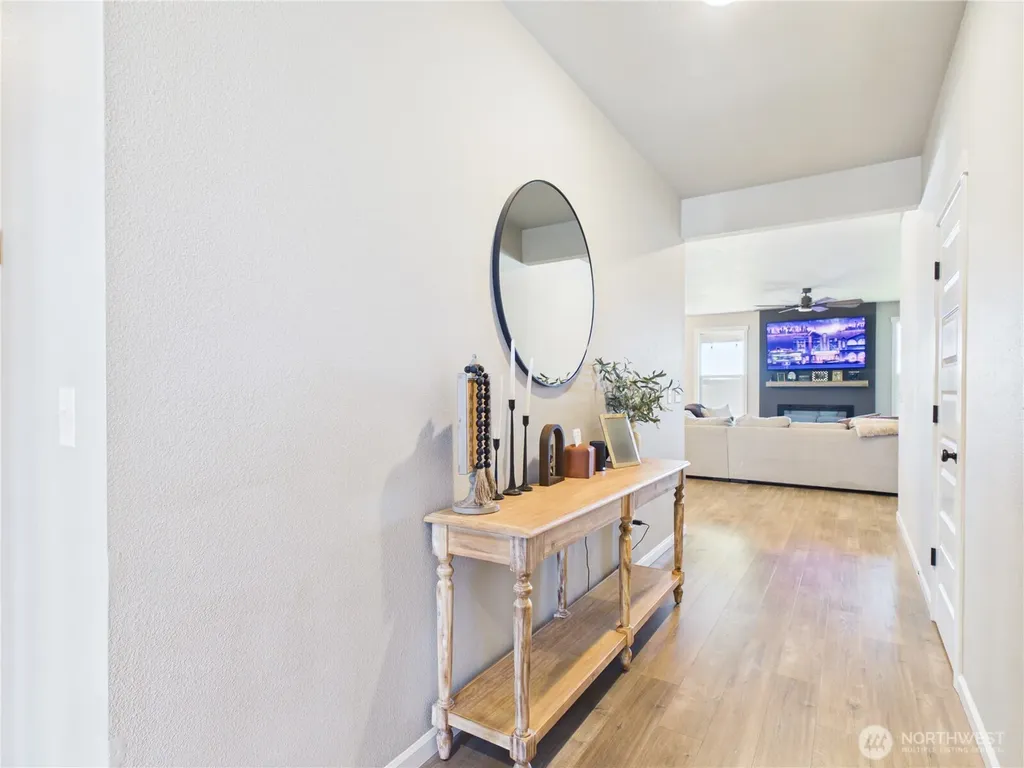 742 NE I Street Quincy WA 98848