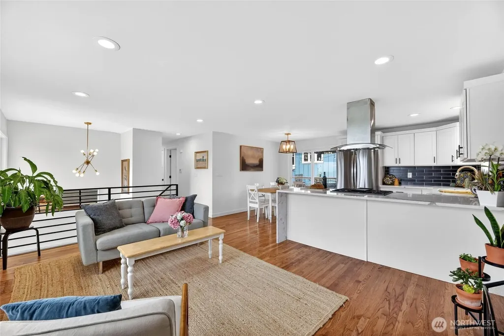 5403 34th Avenue SW Seattle WA 98126