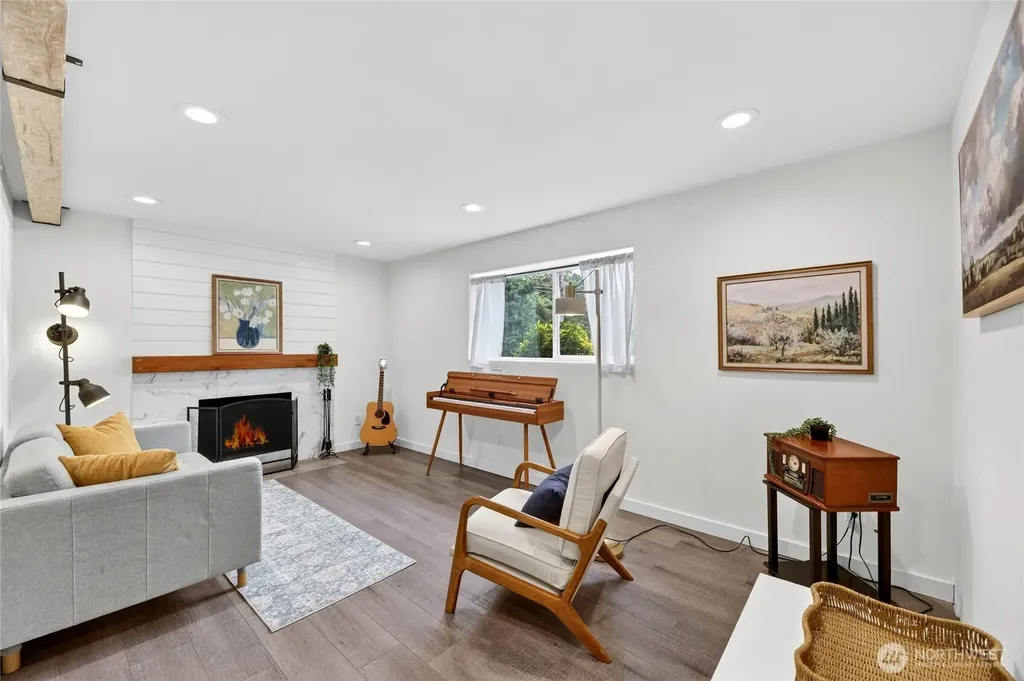 5403 34th Avenue SW Seattle WA 98126