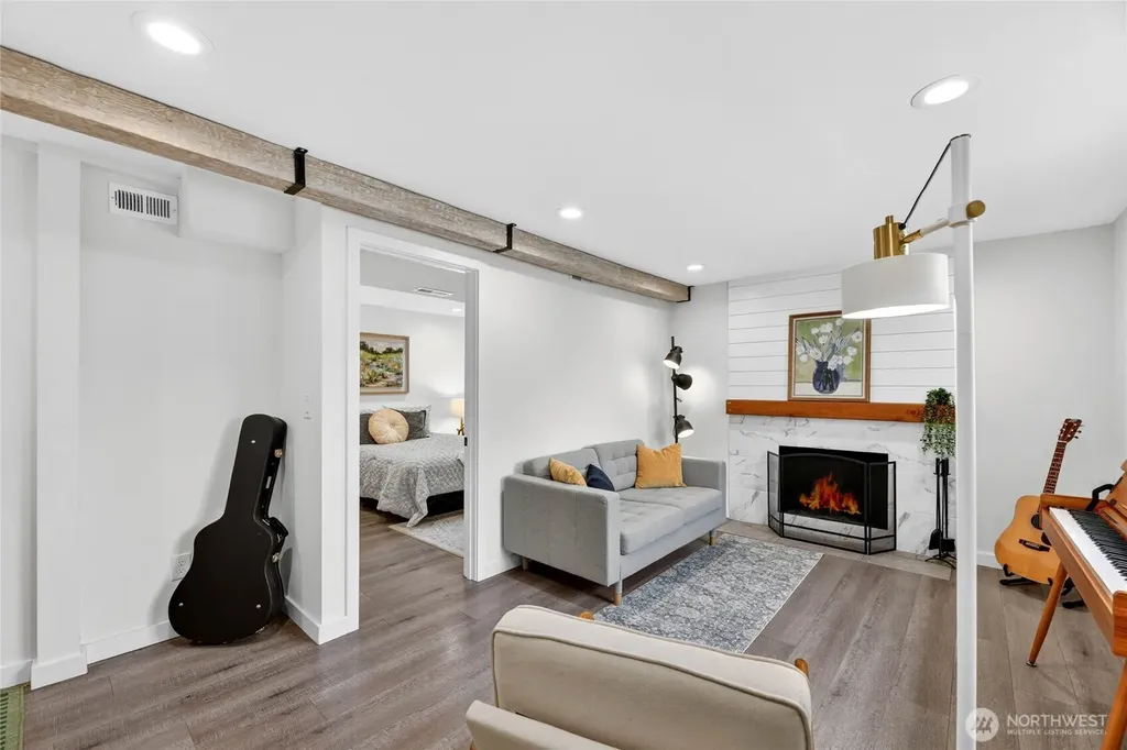 5403 34th Avenue SW Seattle WA 98126