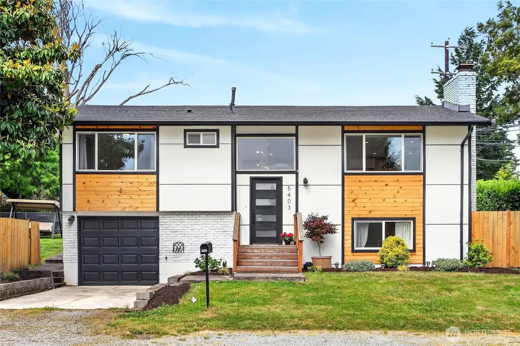 5403 34th Avenue SW Seattle WA 98126