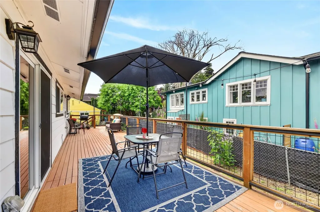 5403 34th Avenue SW Seattle WA 98126