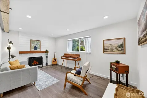 5403 34th Avenue SW Seattle WA 98126