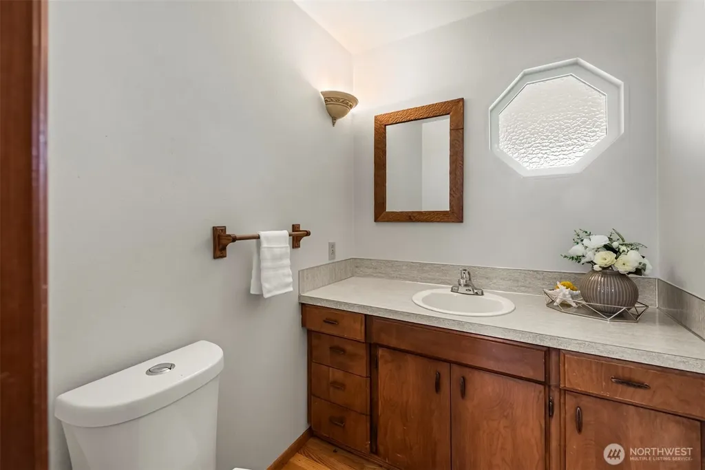 14901 SE 47th Place Bellevue WA 98006