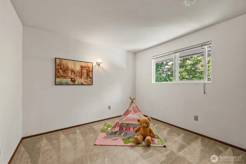 14901 SE 47th Place Bellevue WA 98006