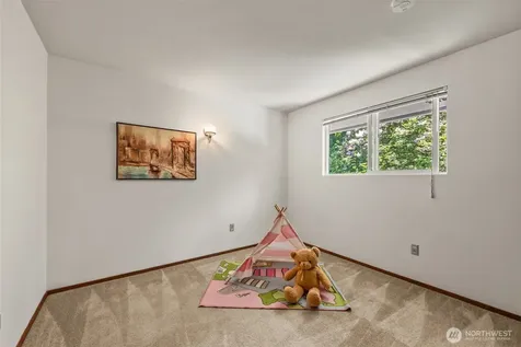 14901 SE 47th Place Bellevue WA 98006
