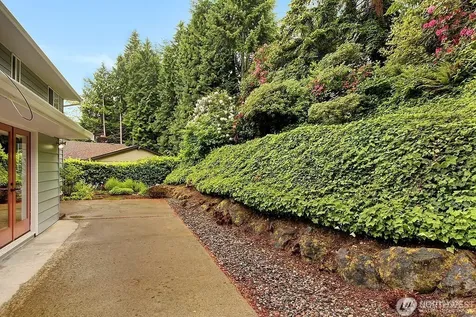 14901 SE 47th Place Bellevue WA 98006
