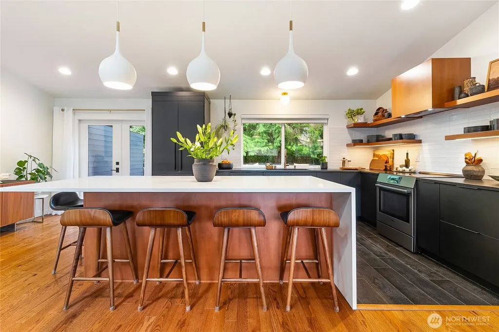 1210 Kenoyer Drive Bellingham WA 98229