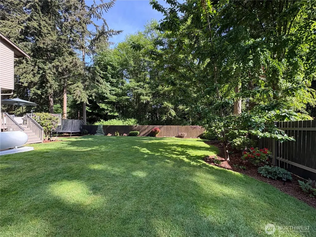 1353 Hawthorne Street NE Coupeville WA 98239