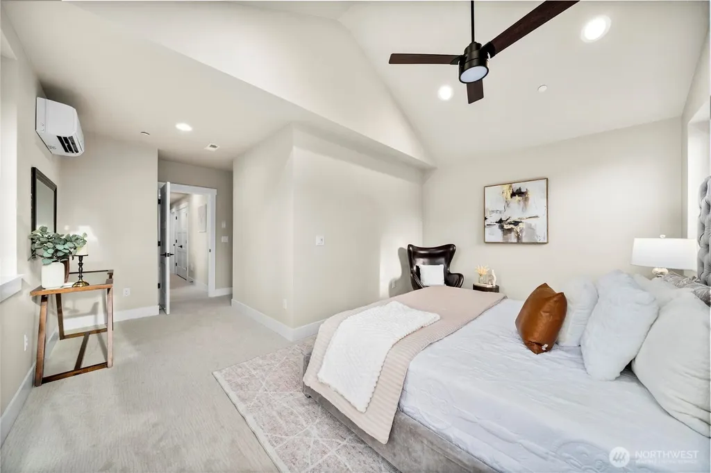 537 NW Juniper Street Issaquah WA 98027