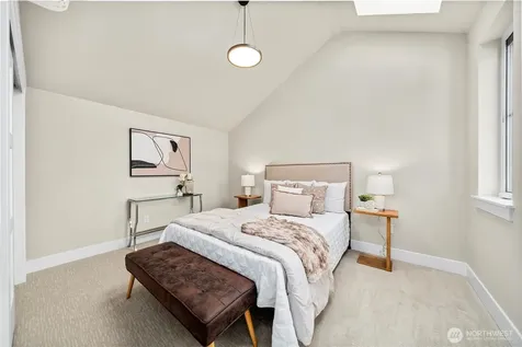 537 NW Juniper Street Issaquah WA 98027
