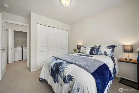 4901 Lake Place S Renton WA 98055