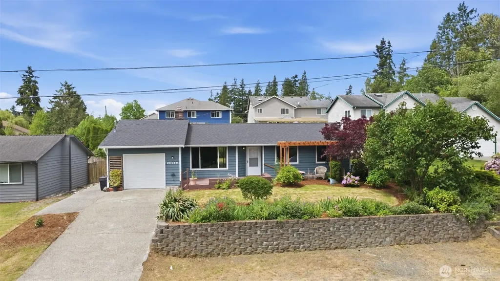 20122 32nd Avenue W Lynnwood WA 98036
