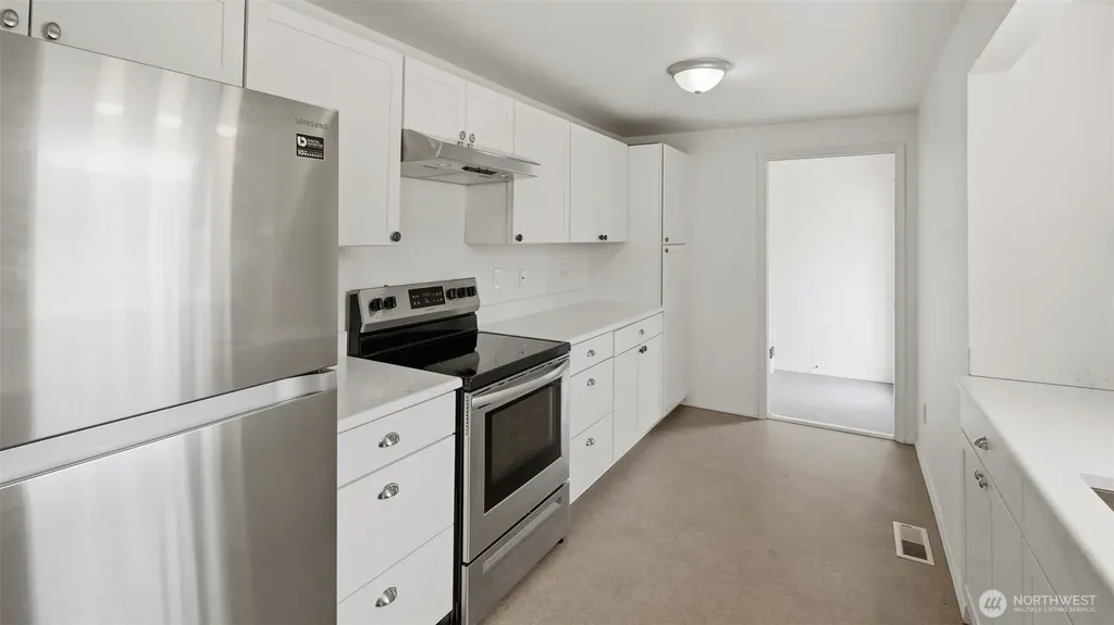 20122 32nd Avenue W Lynnwood WA 98036