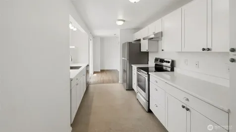 20122 32nd Avenue W Lynnwood WA 98036