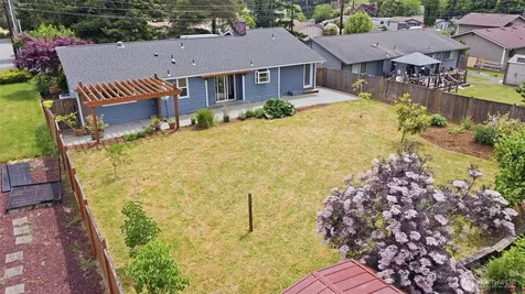 20122 32nd Avenue W Lynnwood WA 98036