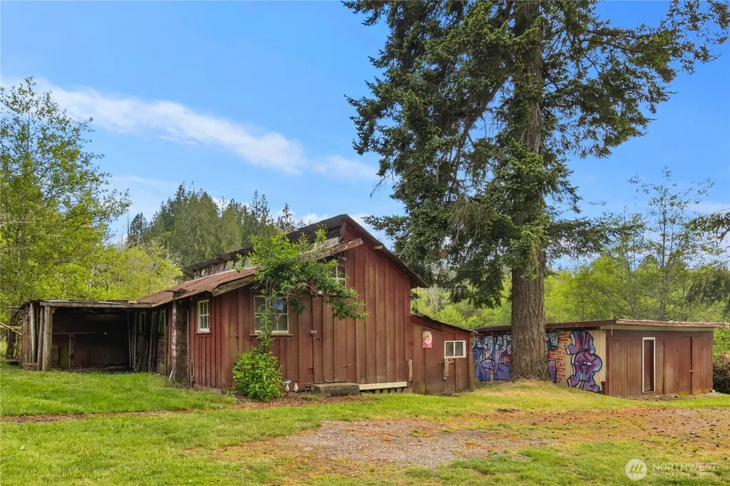 17816 Herron Road NW Lakebay WA 98349