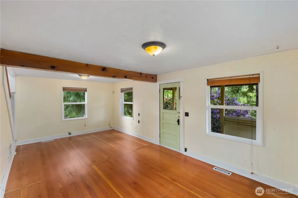 17816 Herron Road NW Lakebay WA 98349