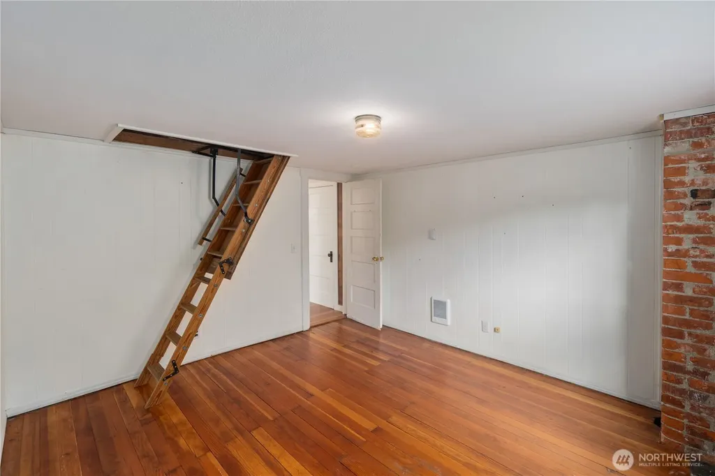 17816 Herron Road NW Lakebay WA 98349