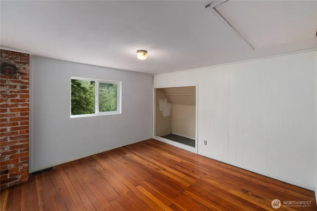 17816 Herron Road NW Lakebay WA 98349