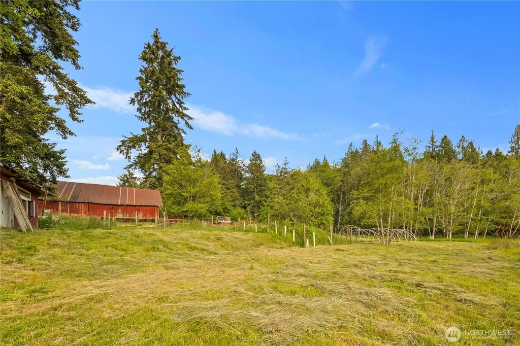 17816 Herron Road NW Lakebay WA 98349