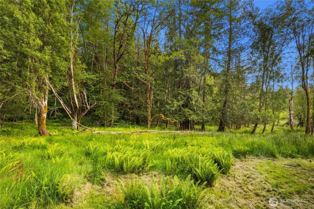 17816 Herron Road NW Lakebay WA 98349