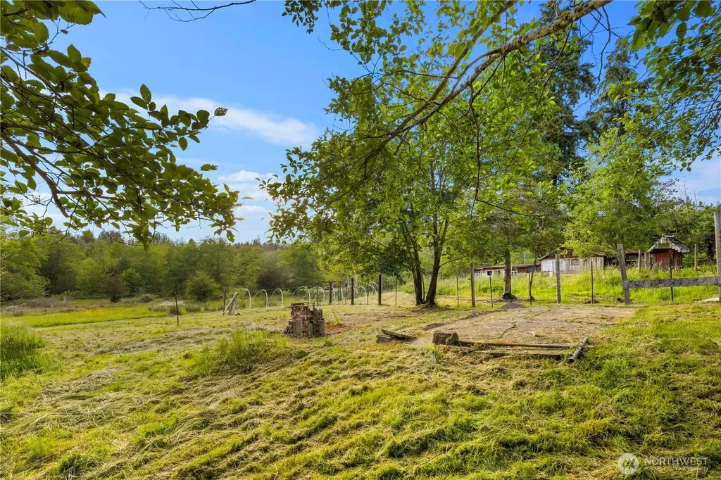 17816 Herron Road NW Lakebay WA 98349