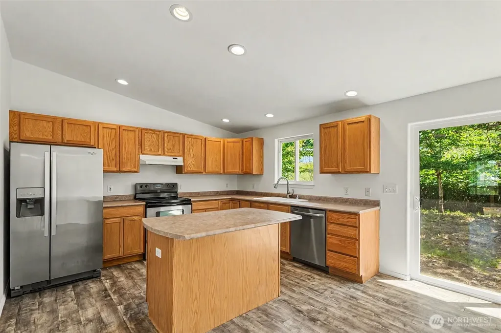 364 Melissa Street Camano Island WA 98282