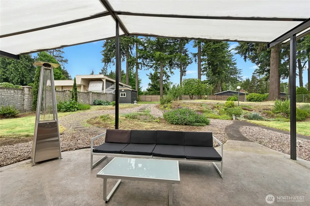 4612 View Drive Everett WA 98920